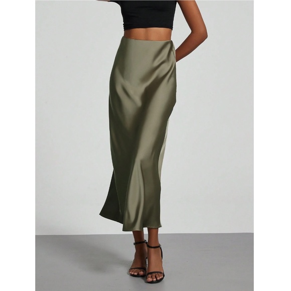 Green Satin A-Line Skirt High Waisted Long - Picture 5 of 8